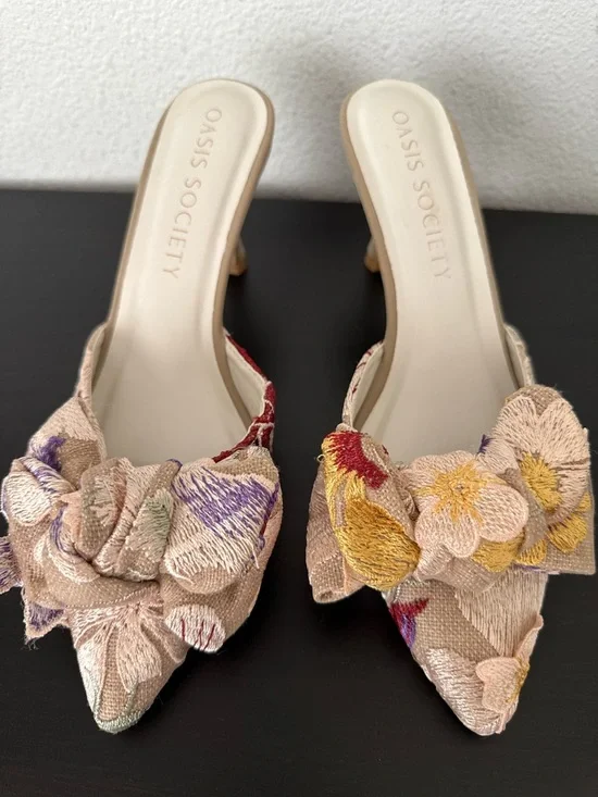 THE JANE SIGNATURE 3D FLORAL APPLIQUÉ OASIS SOCIETY Kitten Heel Mule - Picture 4 of 11